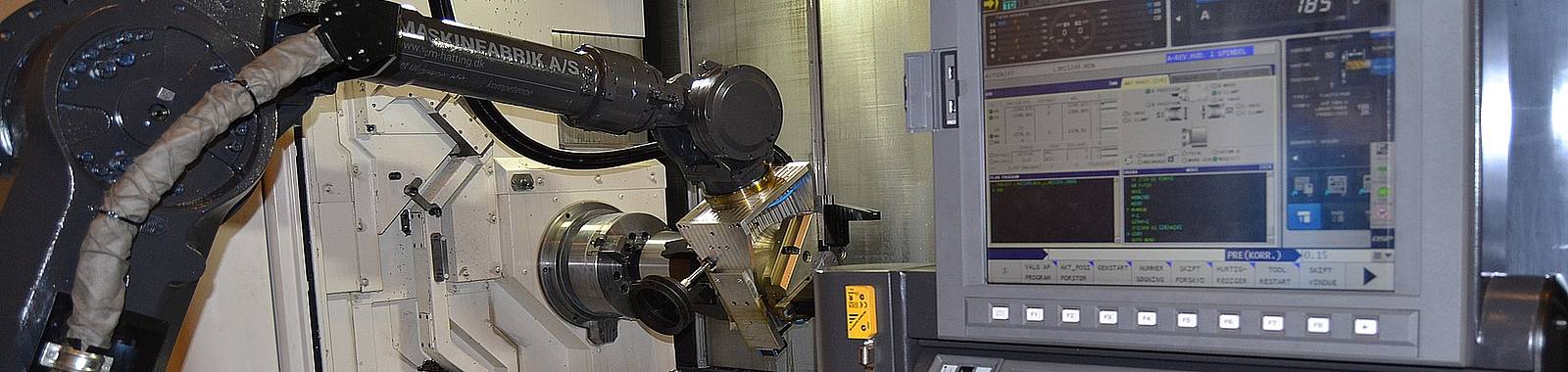 CNC maskine med robot